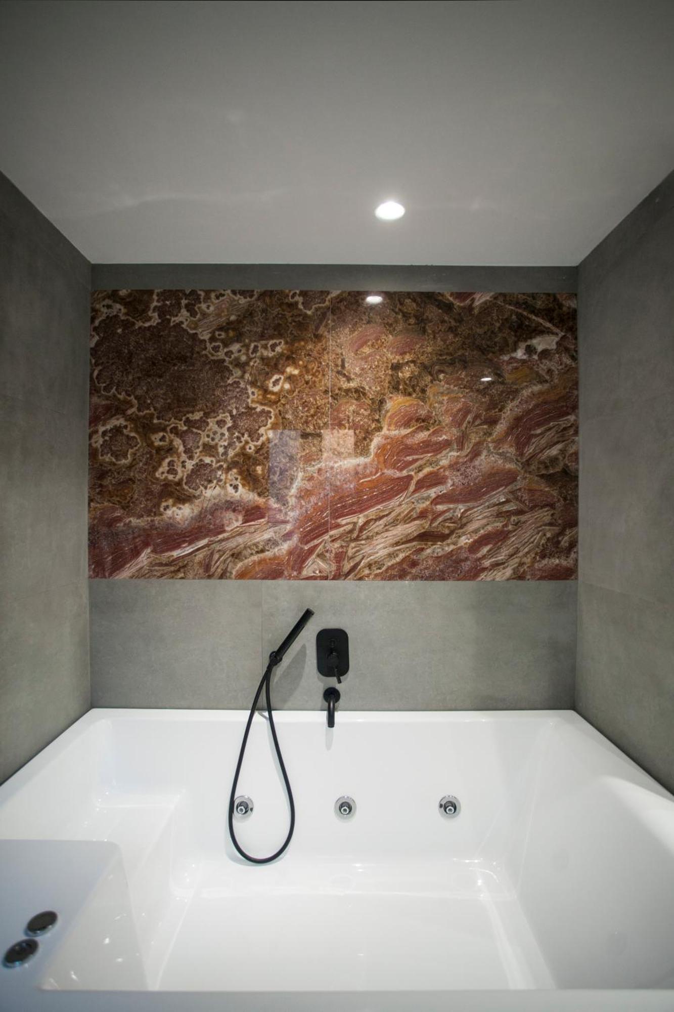 Family Room Bath