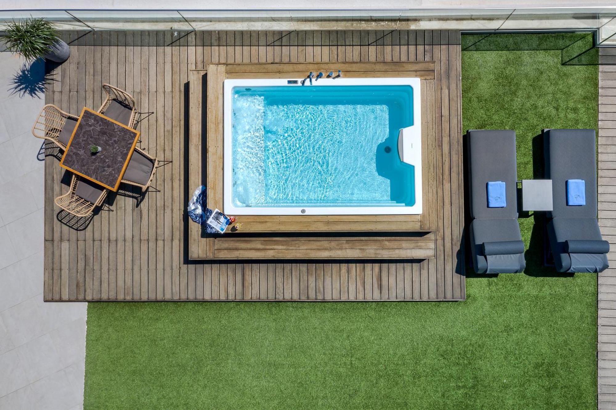 Penthouse Suite Sea view & Jacuzzi