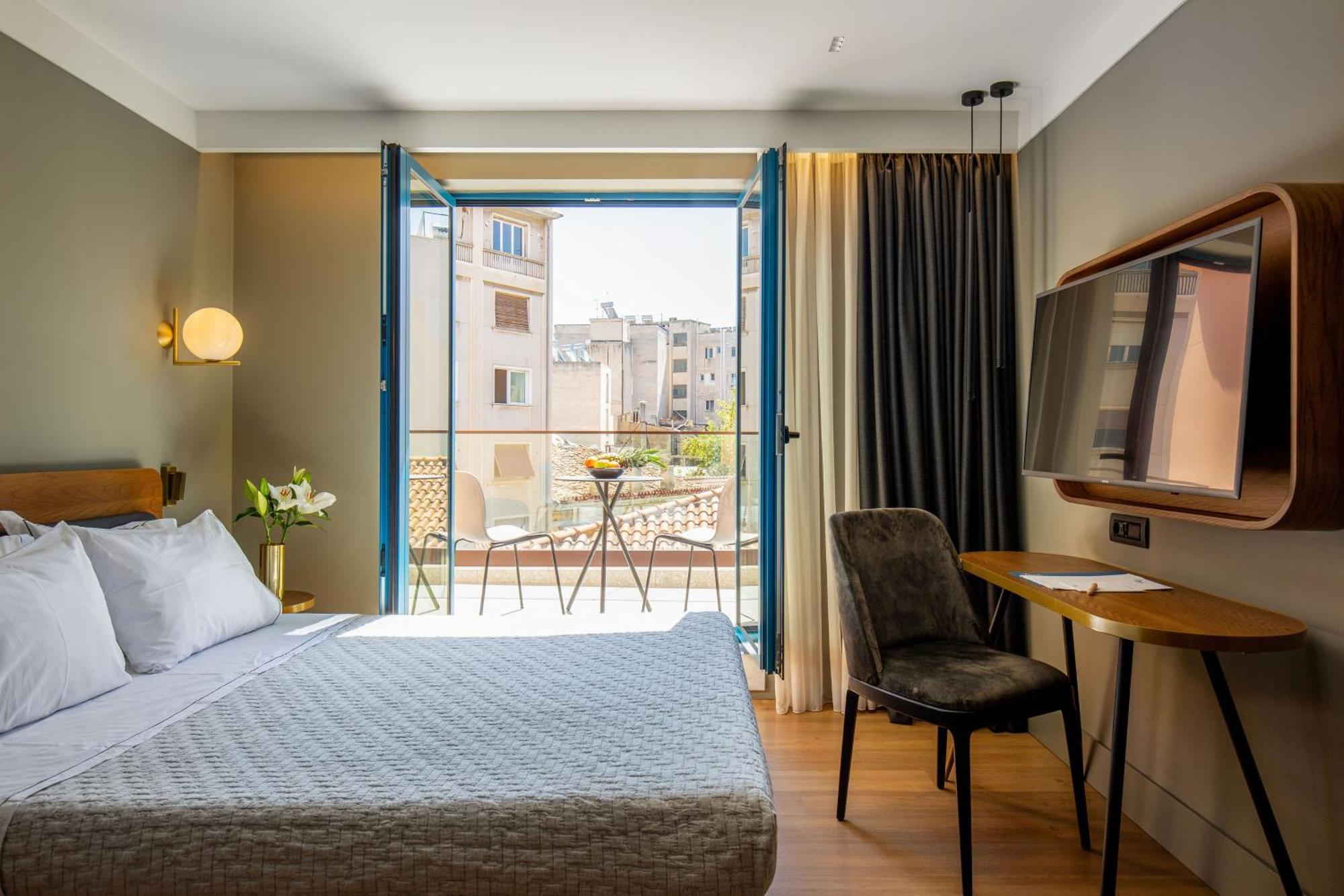Spacious Room Balcony