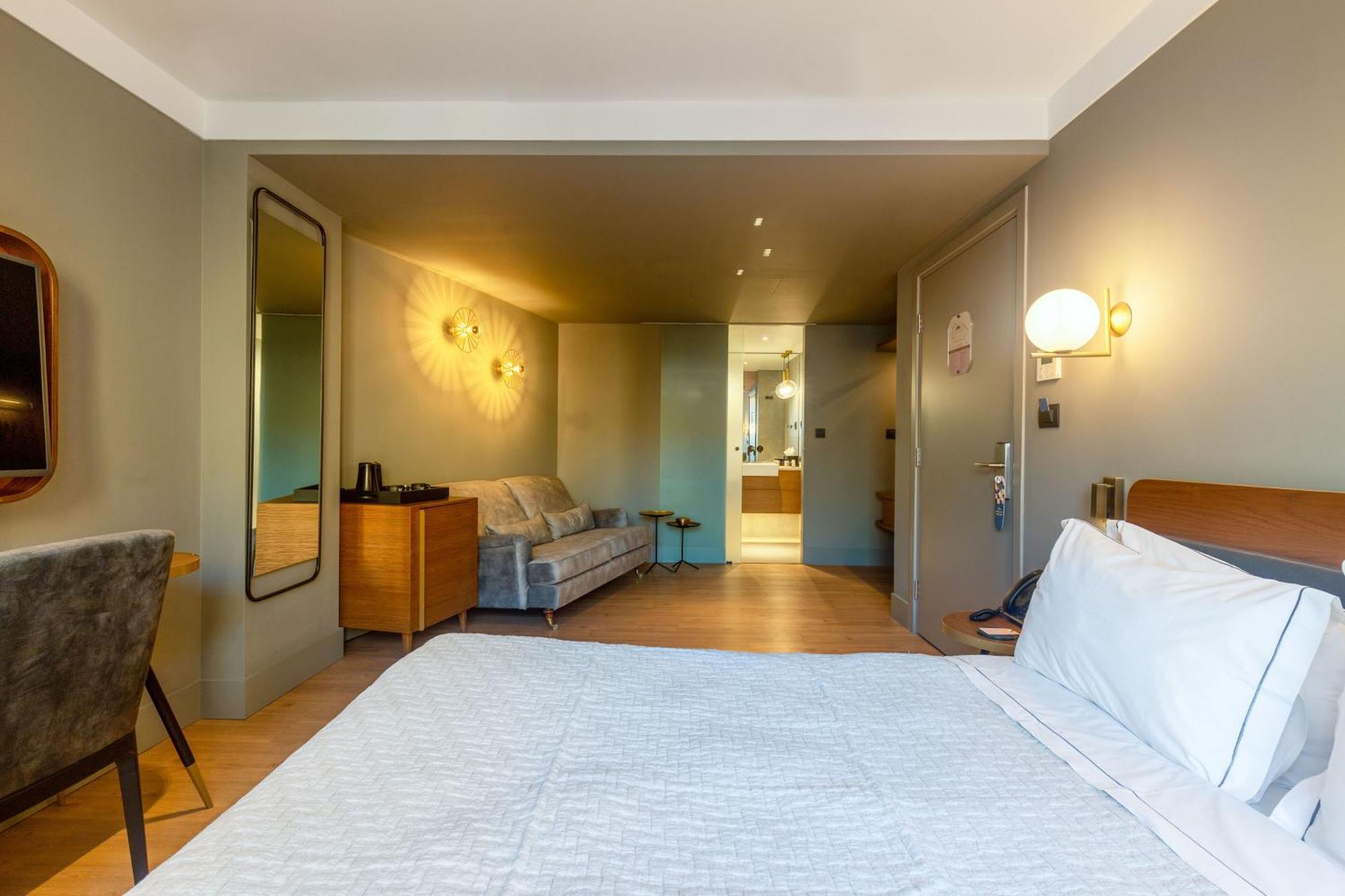 Spacious Room Balcony