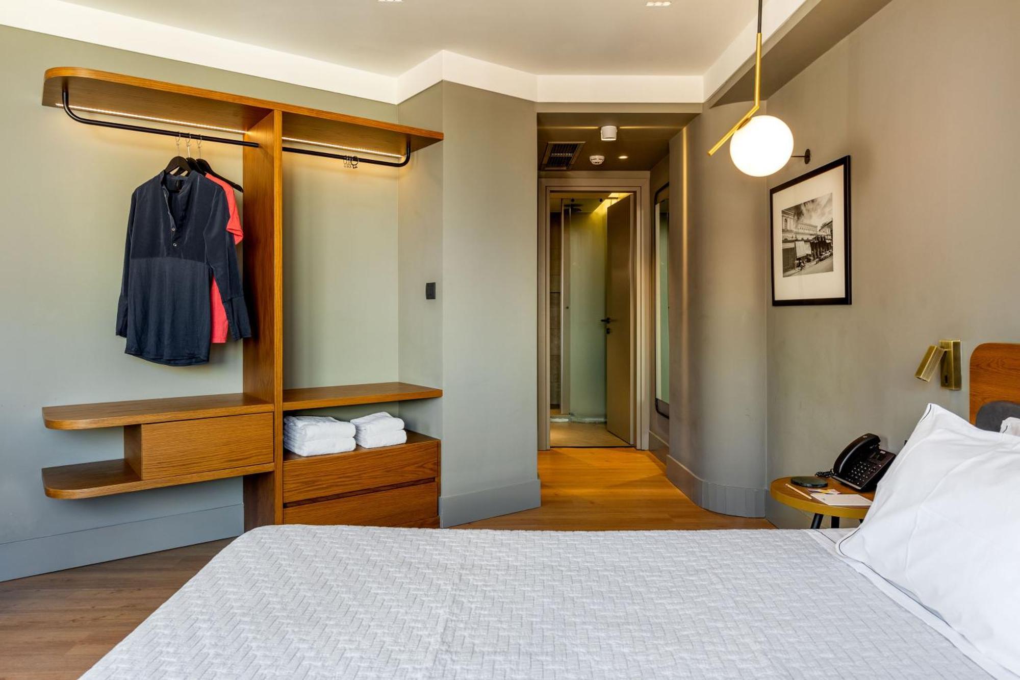Spacious Room