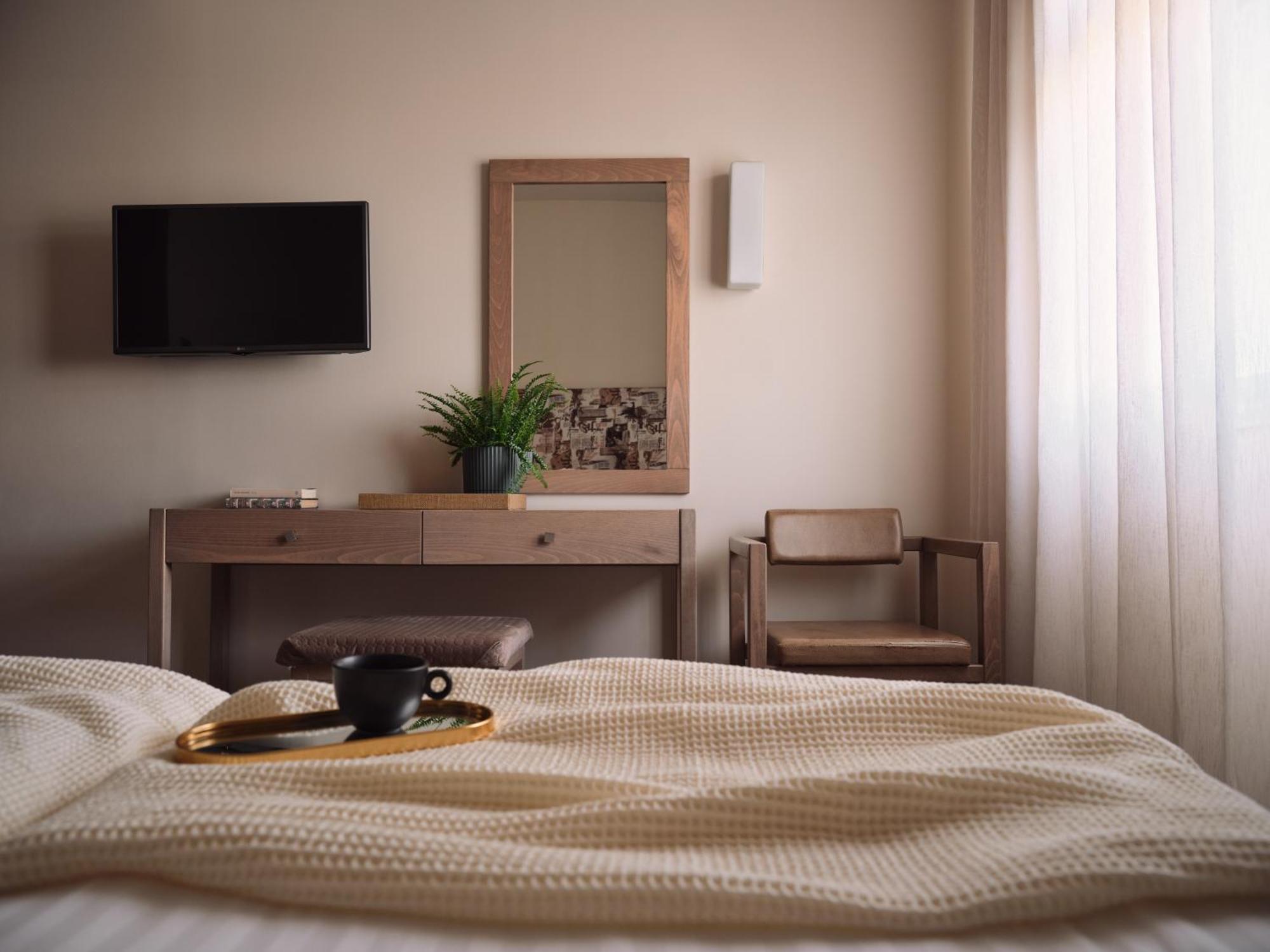 Prestige Room
