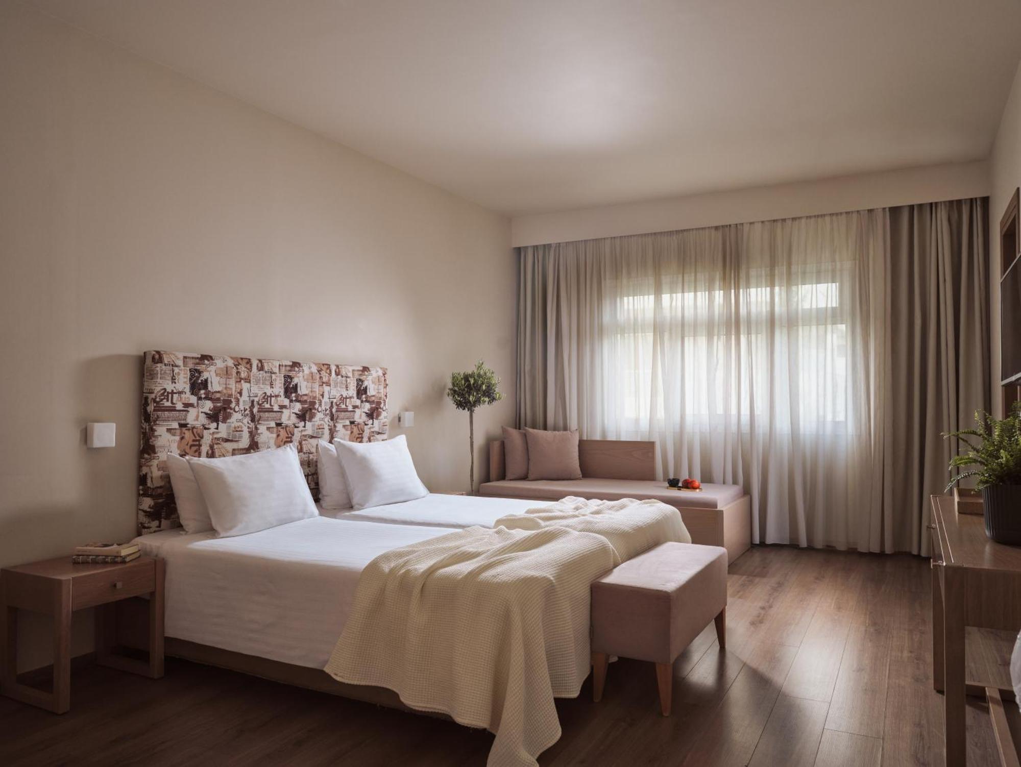 Prestige Family Room