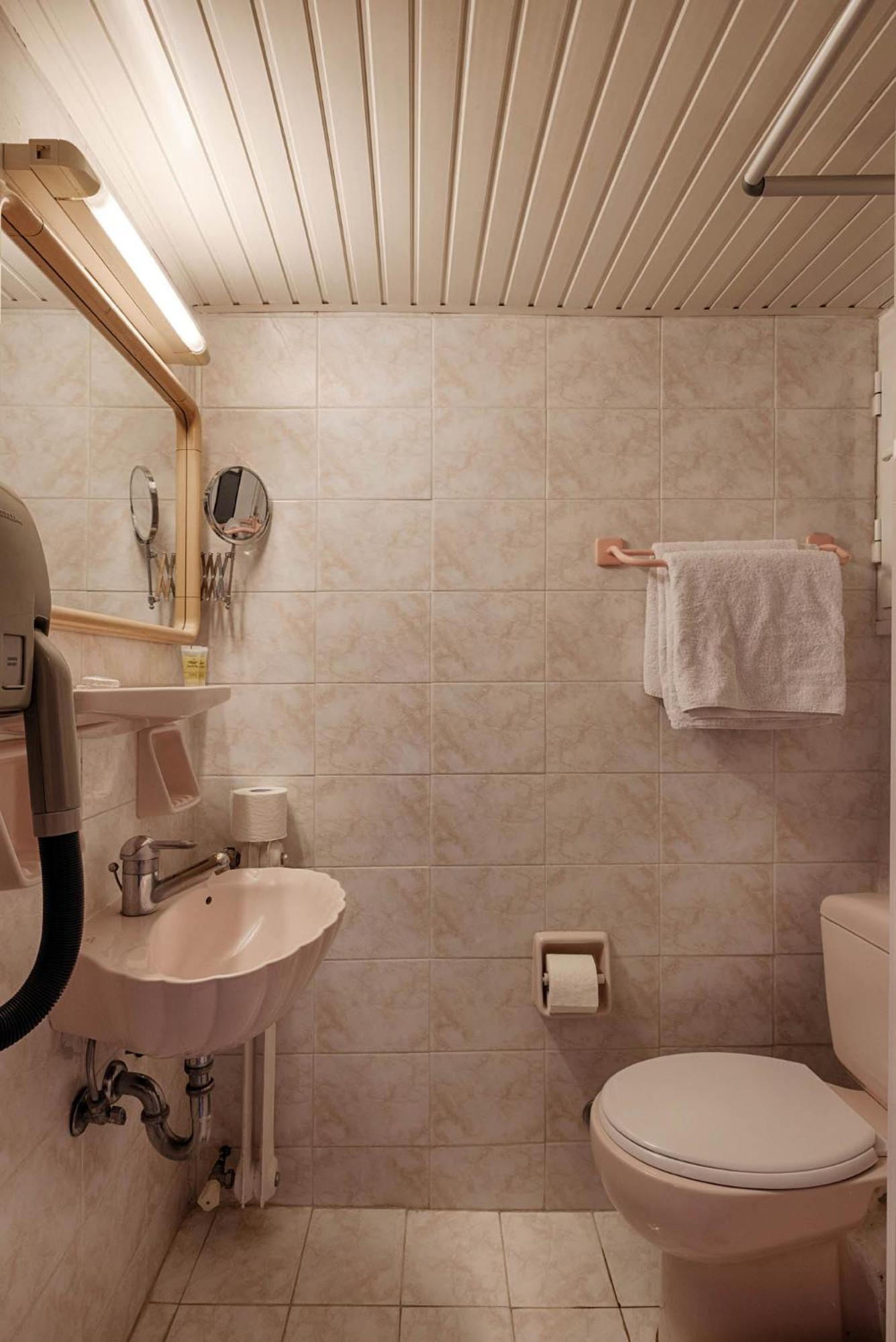 Standard Double or Twin Room Balcony