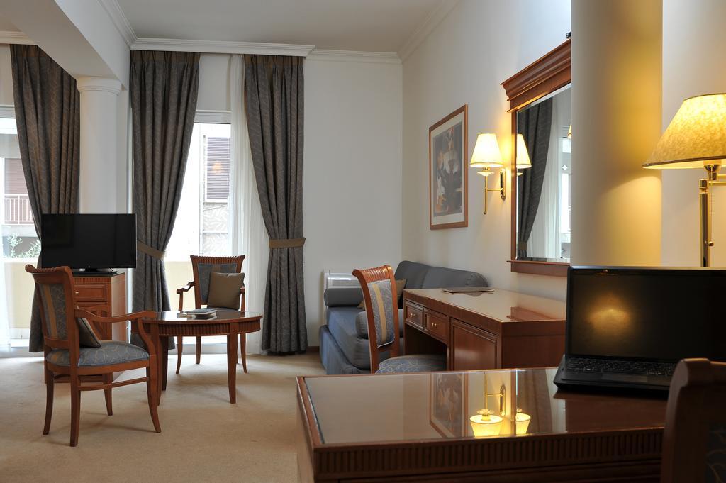 Junior Suite con Vasca Idromassaggio e Balcone Privato
