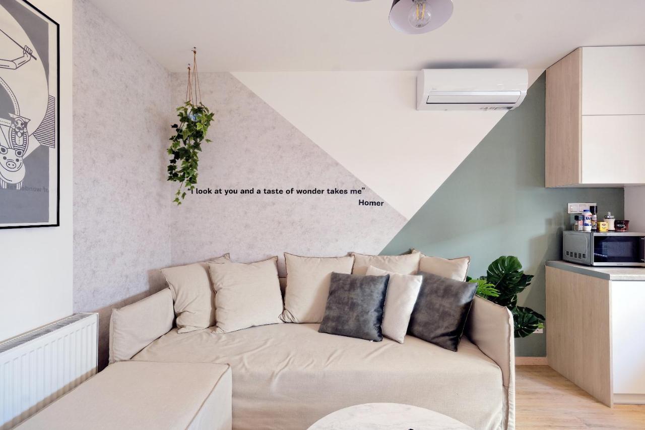 One-Bedroom Apartment,952989004:JPEG