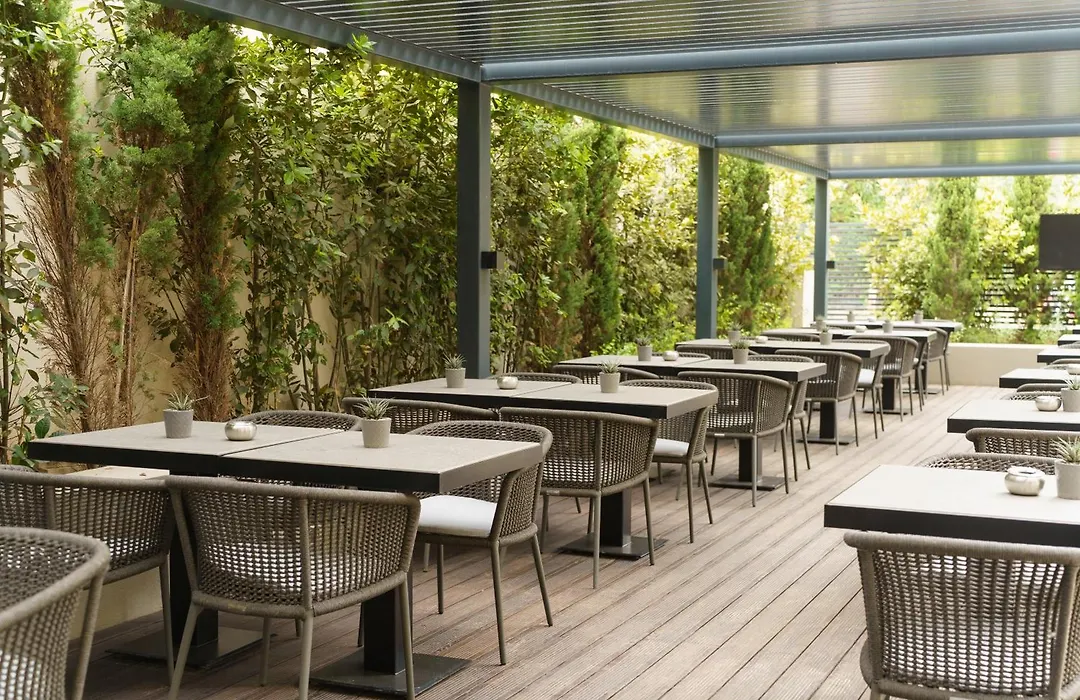 Divani Escape - Adults Only-1