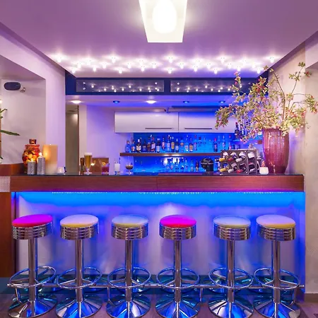 Tropical Hotel Seafront Boutique-2